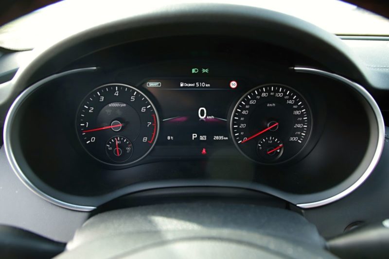 Test-2021-Kia_Stinger_GT-V6-33-T_GDI-AWD- (27)