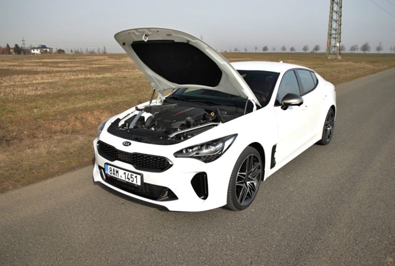 Test-2021-Kia_Stinger_GT-V6-33-T_GDI-AWD- (38)