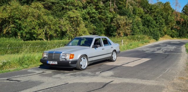 mercedes-benz_300e-w124-youngtimer