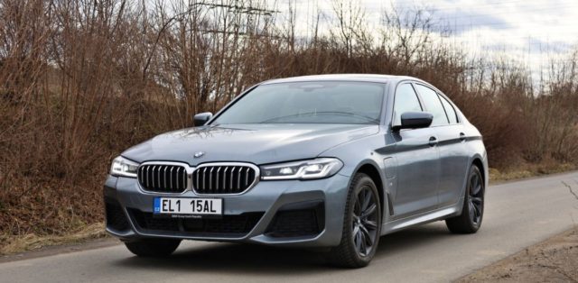 test-2021-BMW_530e_xDrive-PHEV-exterier- (3)