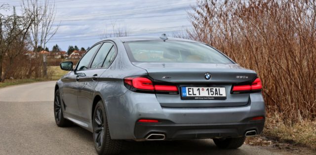 test-2021-BMW_530e_xDrive-PHEV-exterier- (4)