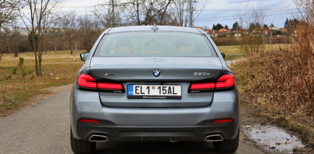 test-2021-BMW_530e_xDrive-PHEV-exterier- (5)
