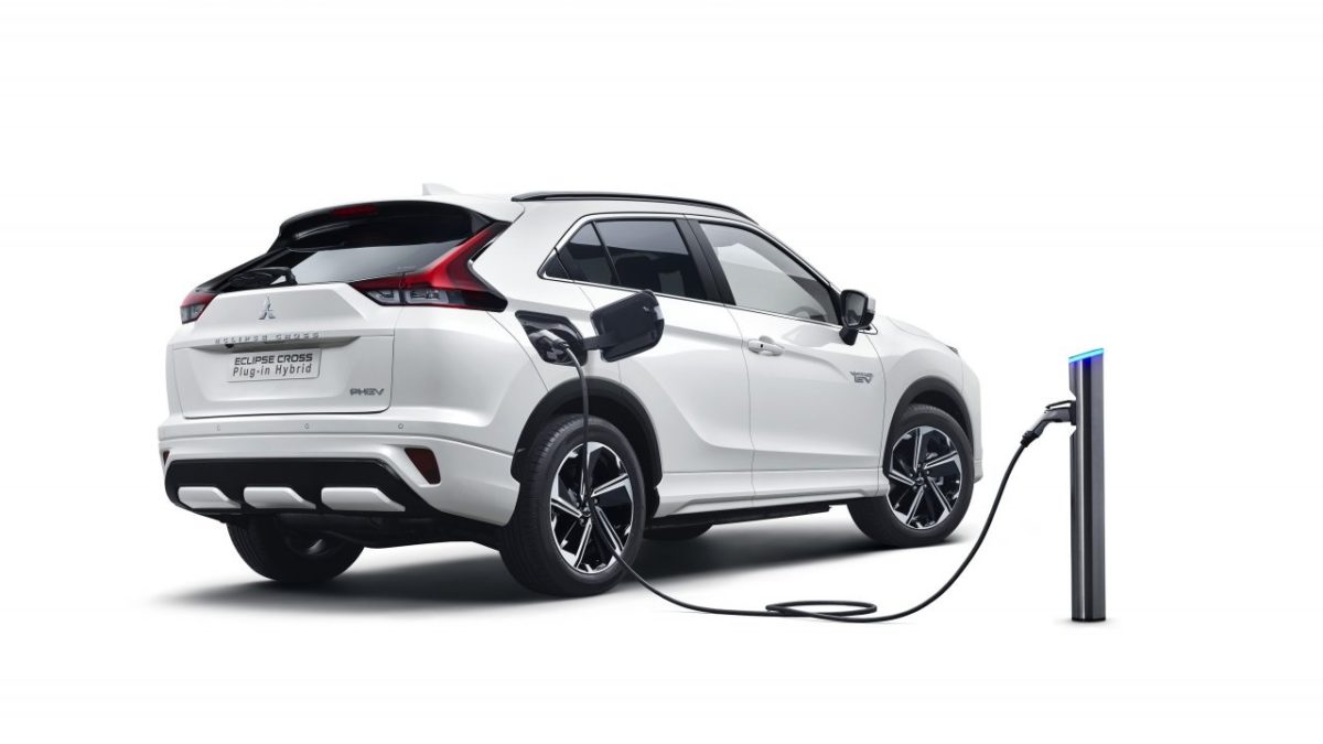 Mitsubishi_Eclipse_Cross_PHEV-MY21- (2)