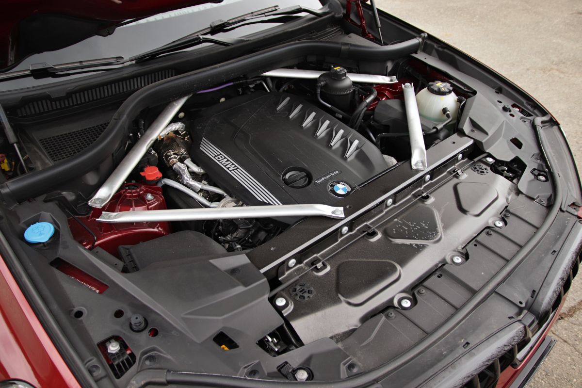 Test-2021-BMW_X6-40d_xDrive- (26)