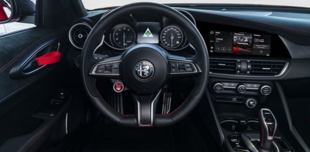 2021-Alfa_Romeo_Giulia_GTA- (8)
