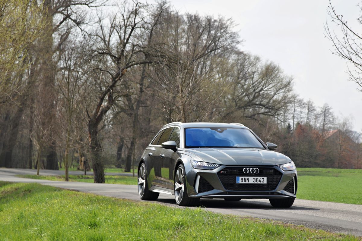 Test-2021-Audi_RS6_Avant- (23)