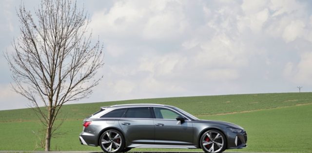 Test-2021-Audi_RS6_Avant- (24)