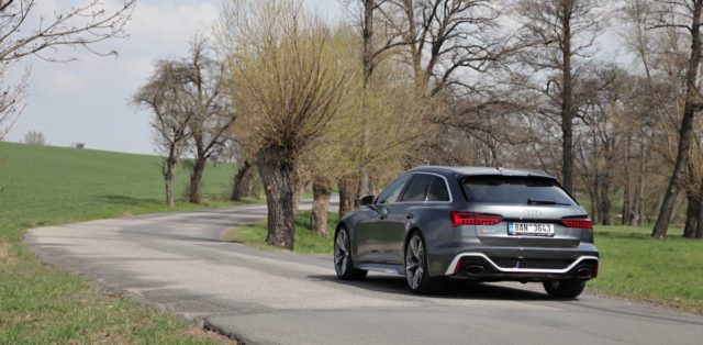 Test-2021-Audi_RS6_Avant- (27)