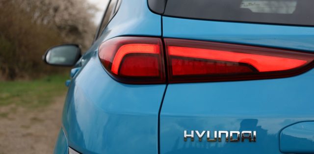 Test-2021-elektromobil-Hyundai_Kona_Electric- (13)