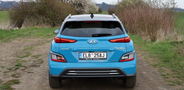 Test-2021-elektromobil-Hyundai_Kona_Electric- (6)