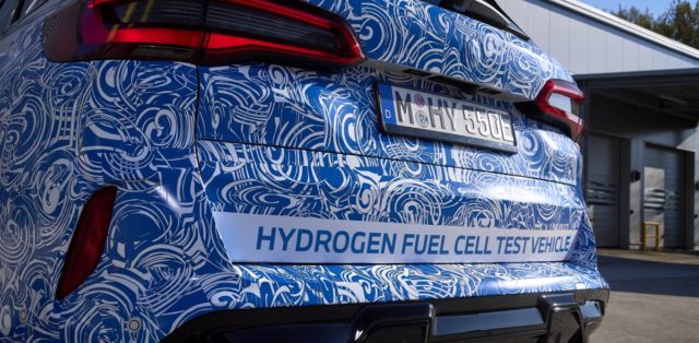 BMW_i_Hydrogen_NEXT-BMW_X5-vodik- (4)