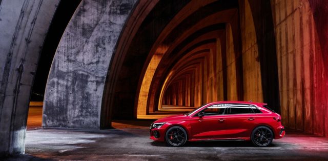 2021-Audi_RS3_Sportback- (2)