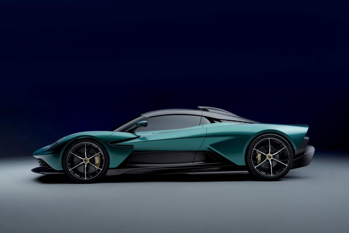 2022-Aston-Martin-Valhalla-6