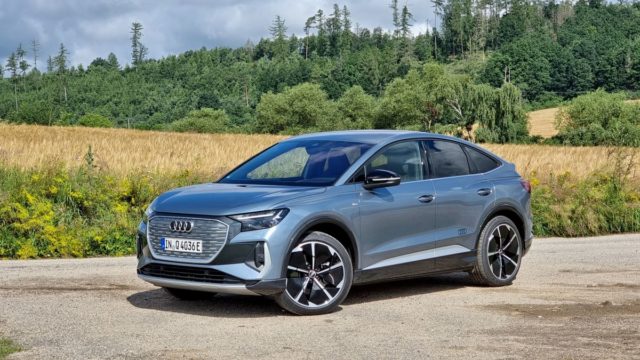 prvni_jizda-2021-audi_q4_50_etron_sportback_quattro- (1) prvni_jizda-2021-audi_q4_50_etron_sportback_quattro- (1)