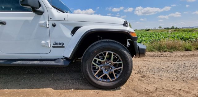 Test-2021-plug-in hybrid-Jeep_Wrangler_4xe- (6)