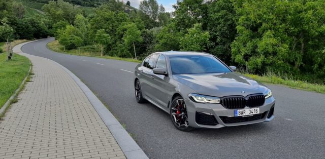 test-2021-bmw-530d-xdrive-facelift- (1)