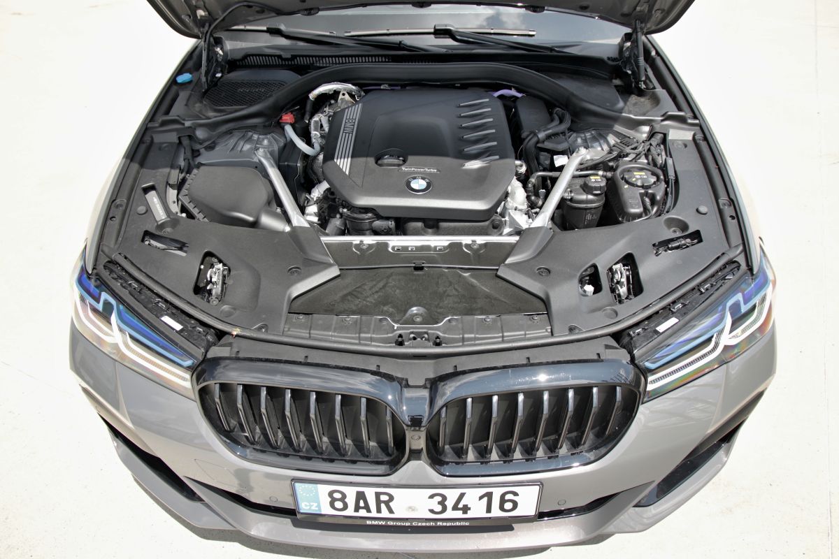 test-2021-bmw-530d-xdrive-facelift- (24)