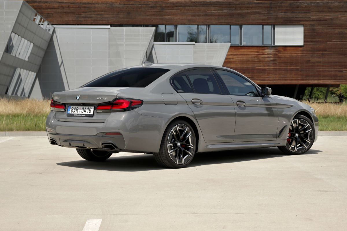 test-2021-bmw-530d-xdrive-facelift- (8)