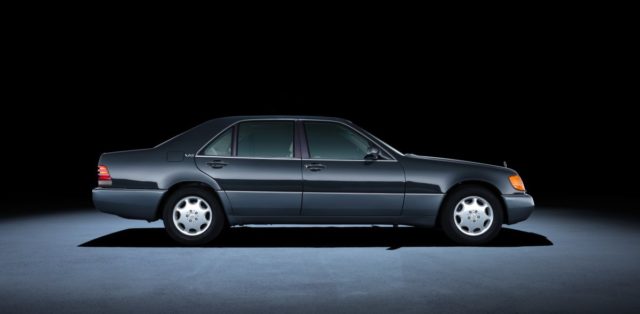 Mercedes-Benz-W140-trida-S- (2)