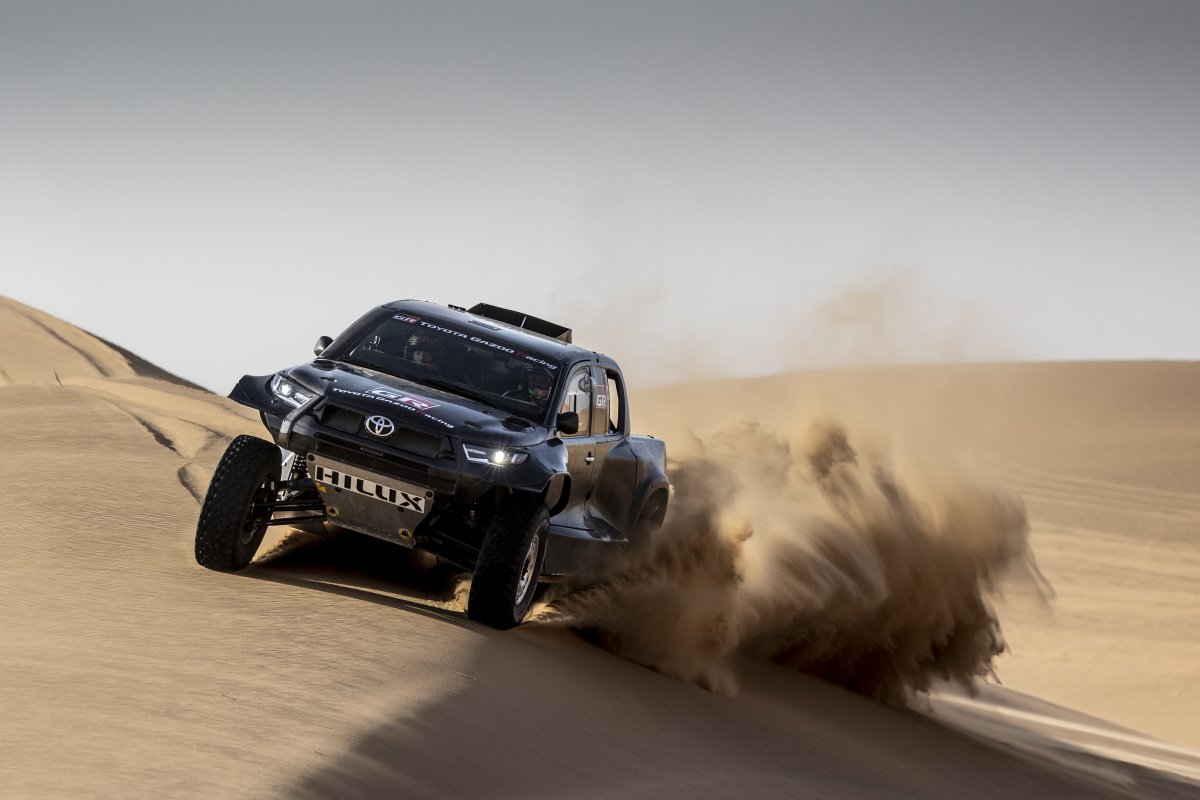 Rallye_Dakar_2022-Toyota_GR_DKR_Hilux_T1- (1)