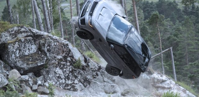 Range_Rover_Sport_SVR_James_Bond-film-No_time_to_die