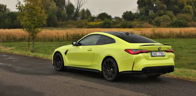 test-2021-bmw-m4-coupe-manual- (12)