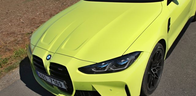test-2021-bmw-m4-coupe-manual- (4)