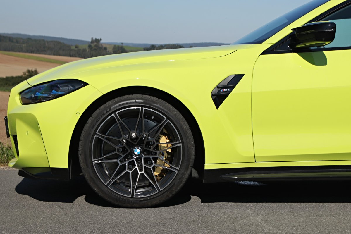 test-2021-bmw-m4-coupe-manual- (5)