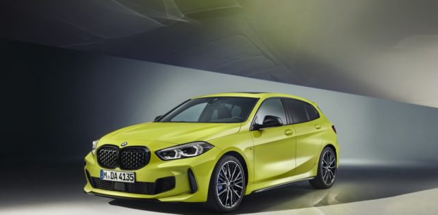 2022-BMW_M135i_xDrive-facelift- (2)
