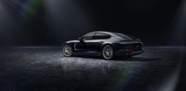 2021-Porsche_Panamera_Platinum_Edition- (2)