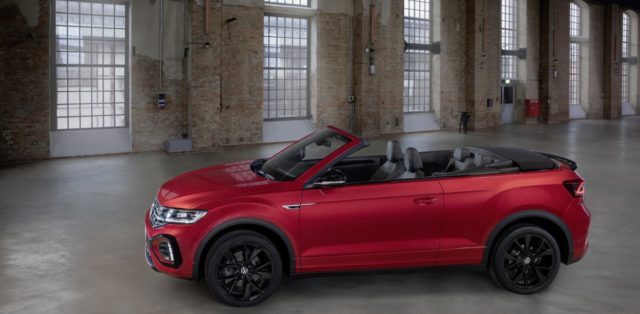 2021-facelift-Volkswagen_t-Roc_Cabriolet- (2)