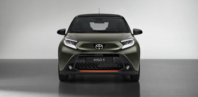 2021-toyota_aygo_x- (1)