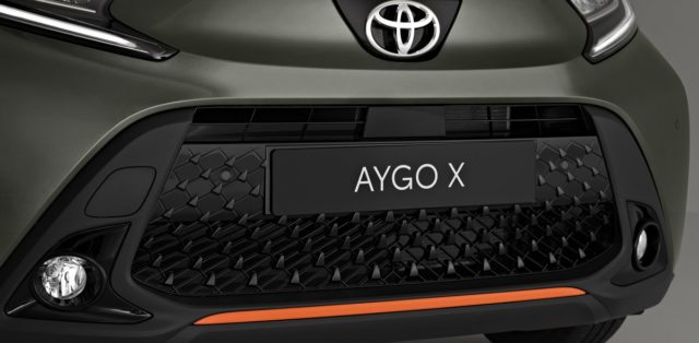 2021-toyota_aygo_x- (8)