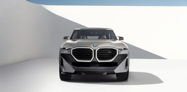 2022-BMW_Concept_XM-plug-in_hybrid- (1)