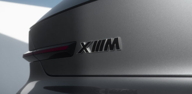 2022-BMW_Concept_XM-plug-in_hybrid- (10)