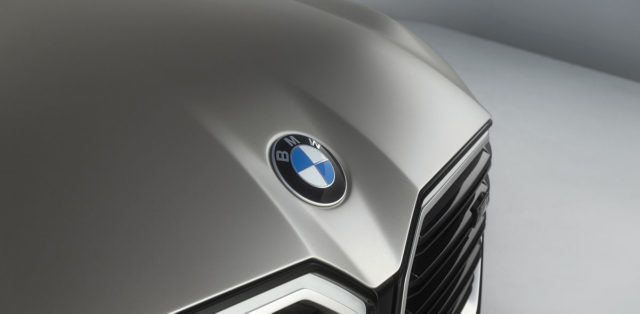 2022-BMW_Concept_XM-plug-in_hybrid- (8)