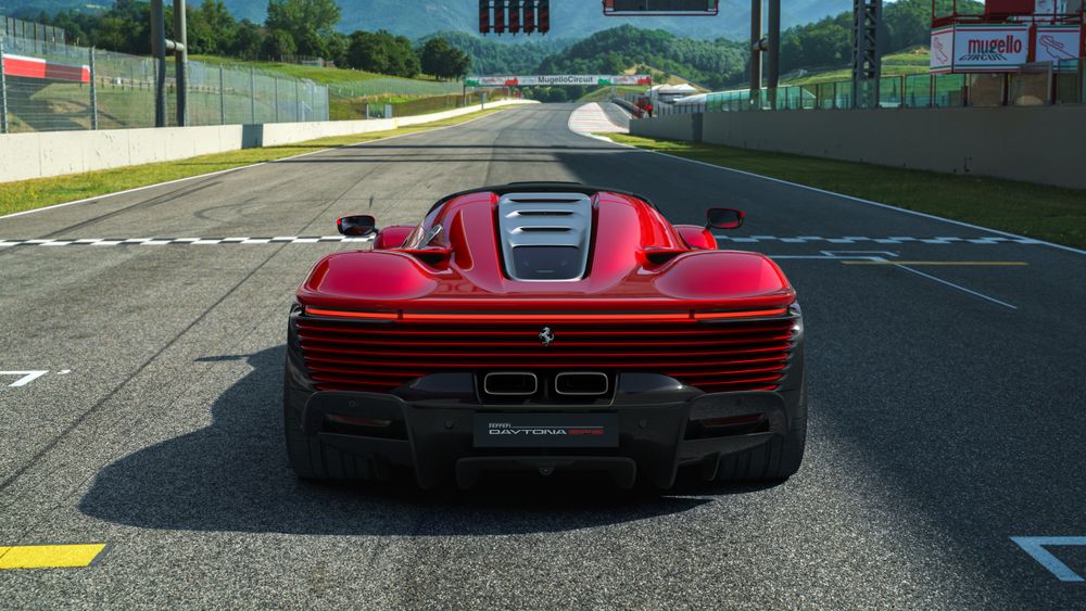 Ferrari-Daytona-SP3 (5)