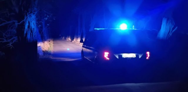 ambulance-volkswagen_transporter-modry_majak