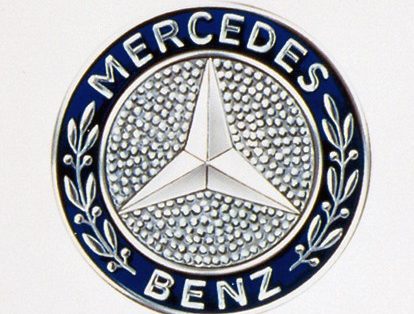historie-logo-mercedes-benz- (1)