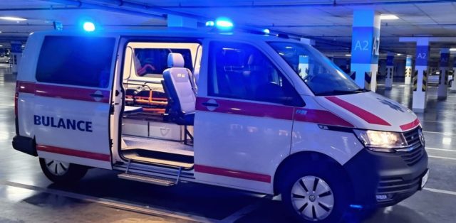 test-2021-volkswagen_transporter_t61-ambulance- (16)