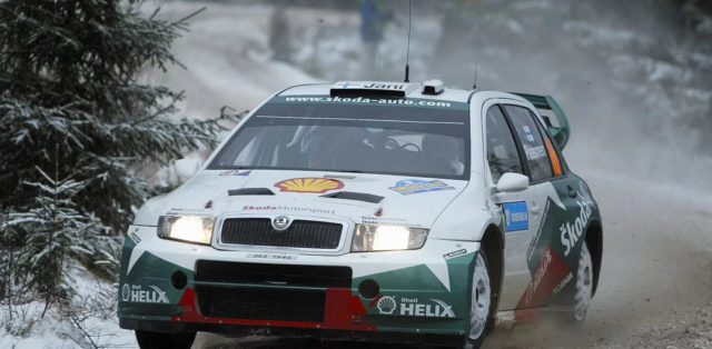 Skoda_Fabia_WRC-2003- (8)