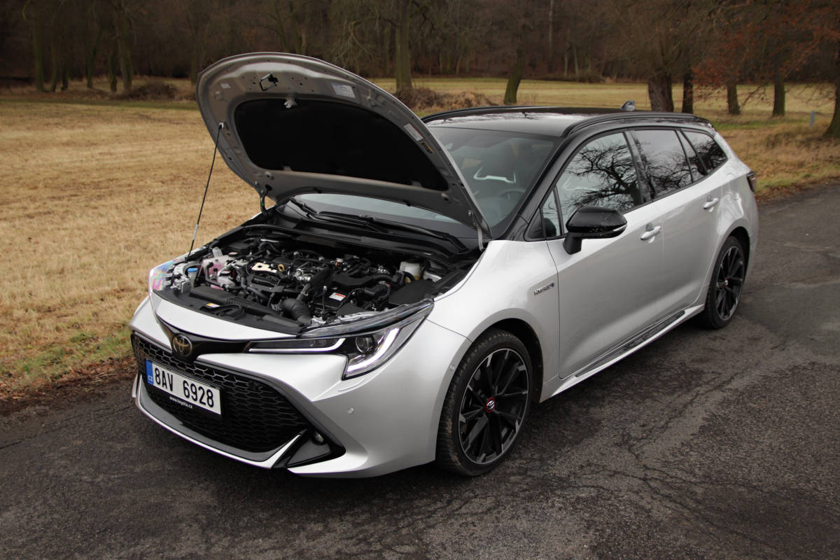 Test-2021-Toyota_Corolla_Touring_Sports_GR_Sport-Hybrid- (27)