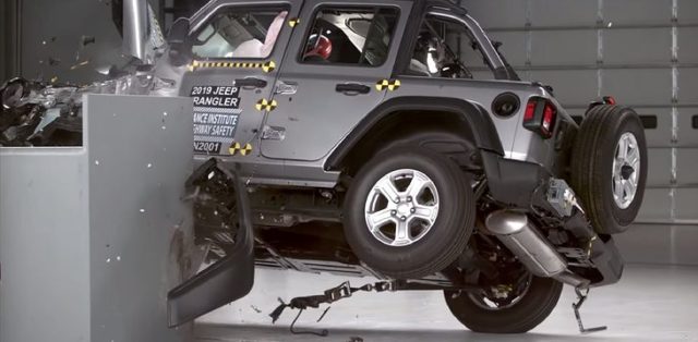 jeep-wrangler crash test