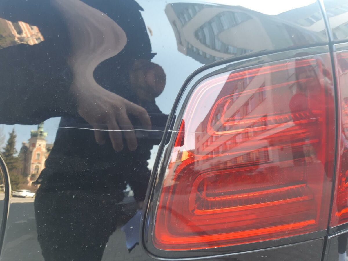 bentley-bentayga-vandal-2