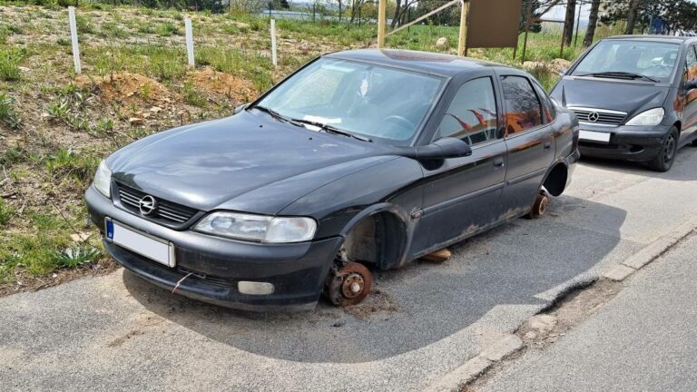 Kdy se z auta stává vrak? EU chystá změnu, kterou pocítí majitelé aut i výrobci