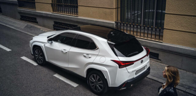 2022-Lexus_UX-facelift- (6)