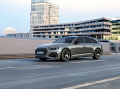Audi_RS4_Avant-competition_paket