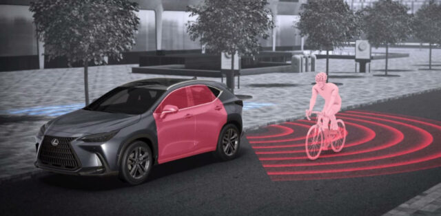 Lexus_NX-cyklista