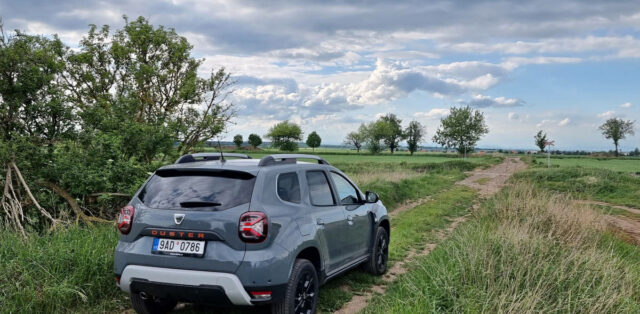 Test-2022-Dacia_Duster_Blue_dCi_115- (2)