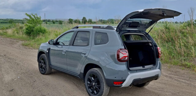 Test-2022-Dacia_Duster_Blue_dCi_115- (26)